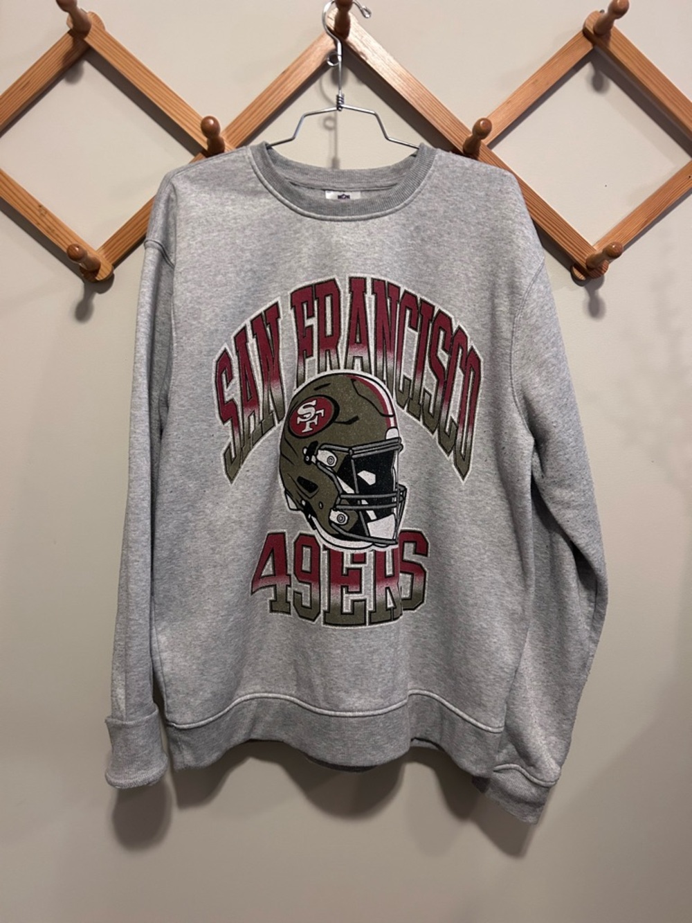 San Francisco 49ers Gray Crewneck Sweatshirt